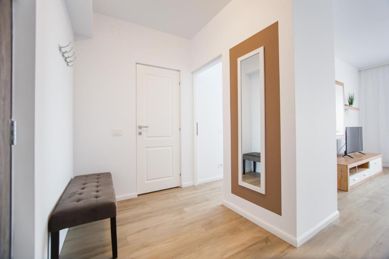 Trio Orange Apartamento Oradea Exterior foto